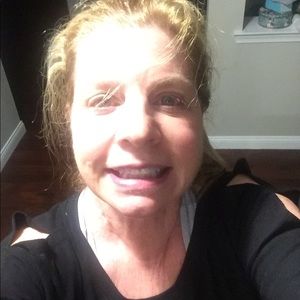 Meet your Posher, Deborah